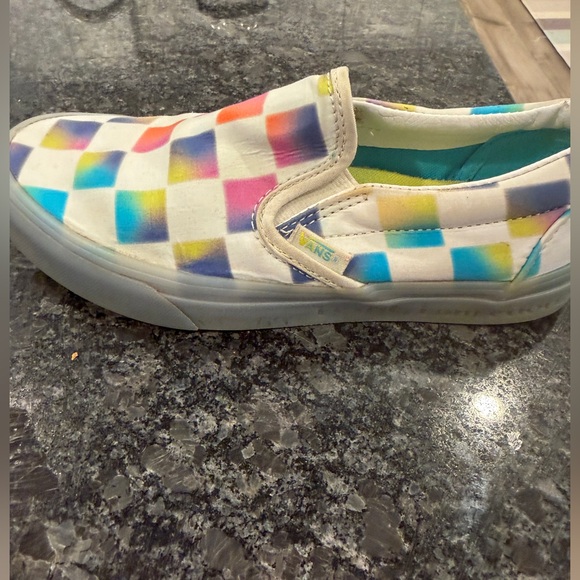 Vans Girls 4.5 Slip-On Checkerboard Rainbow Pastel Canvas Sneakers - Picture 7 of 7